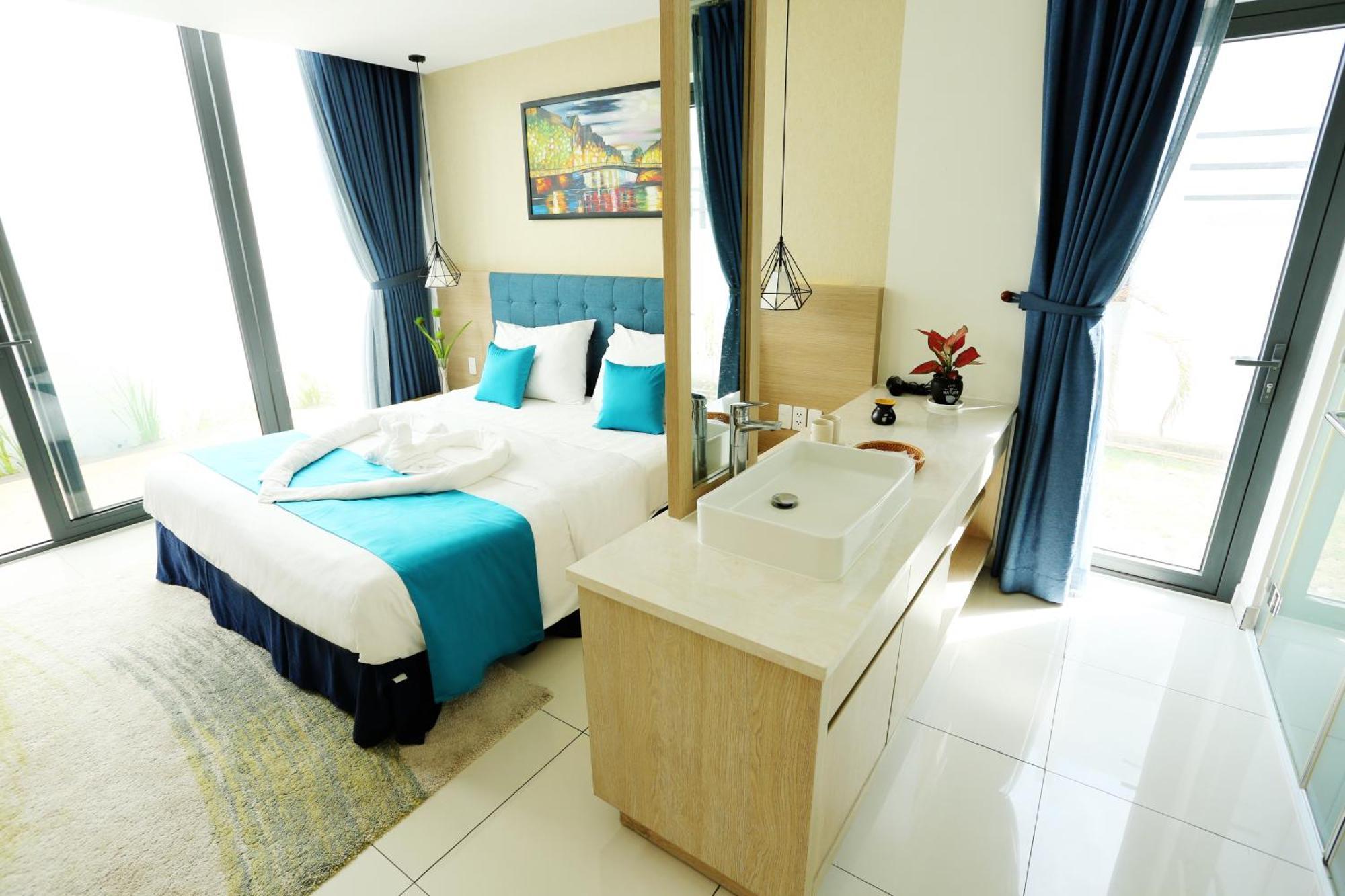 Khach San - Resort Oceanami - Long Hai Exterior photo